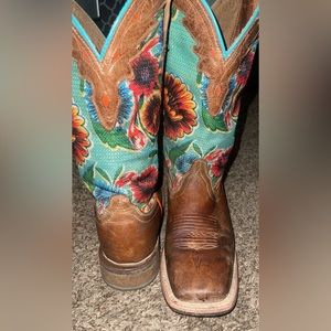 Ariat Womens boots 5.5